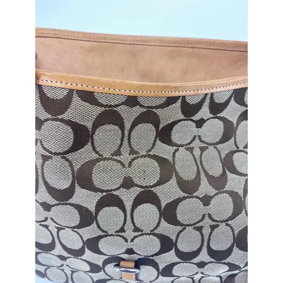 Coach Hampton Signature Tan Khaki 6091 Shoulder Handbag Purse - Picture 8 of 11